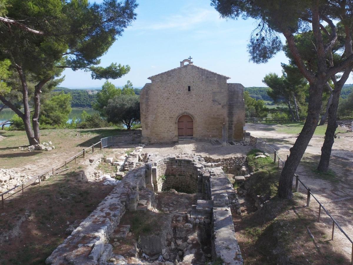 Le Provencal Apartamento Saint-Mitre-les-Remparts Exterior foto